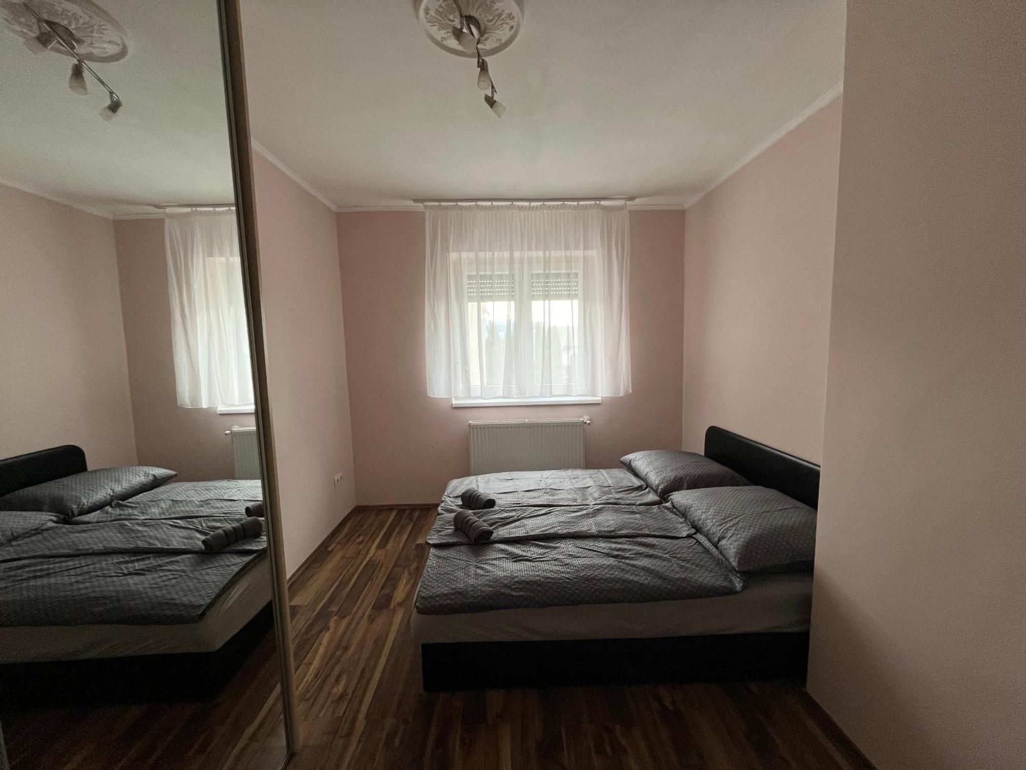 Moonlight Apartment เยอร์ ภายนอก รูปภาพ